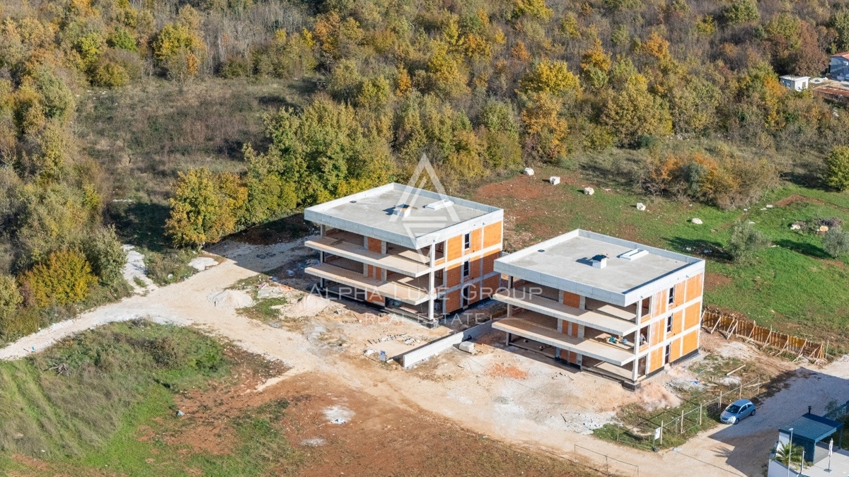 Istria, Poreč – Moderno appartamento al primo piano, 3 km dal centro città, in costruzione