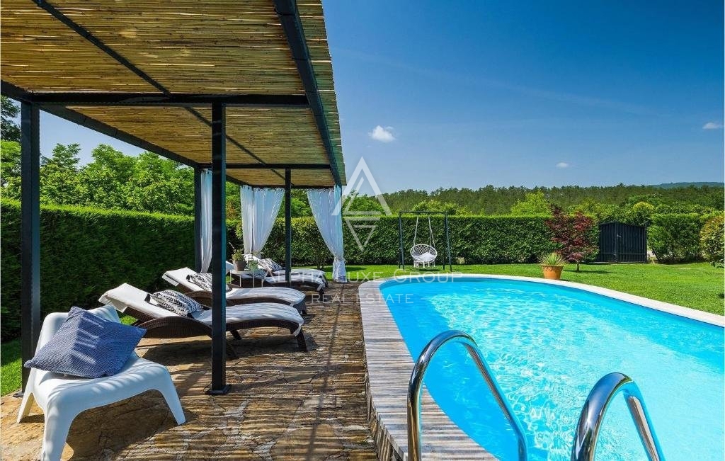 Istria, Buzet – Affascinante villa rustica con piscina e ampio giardino