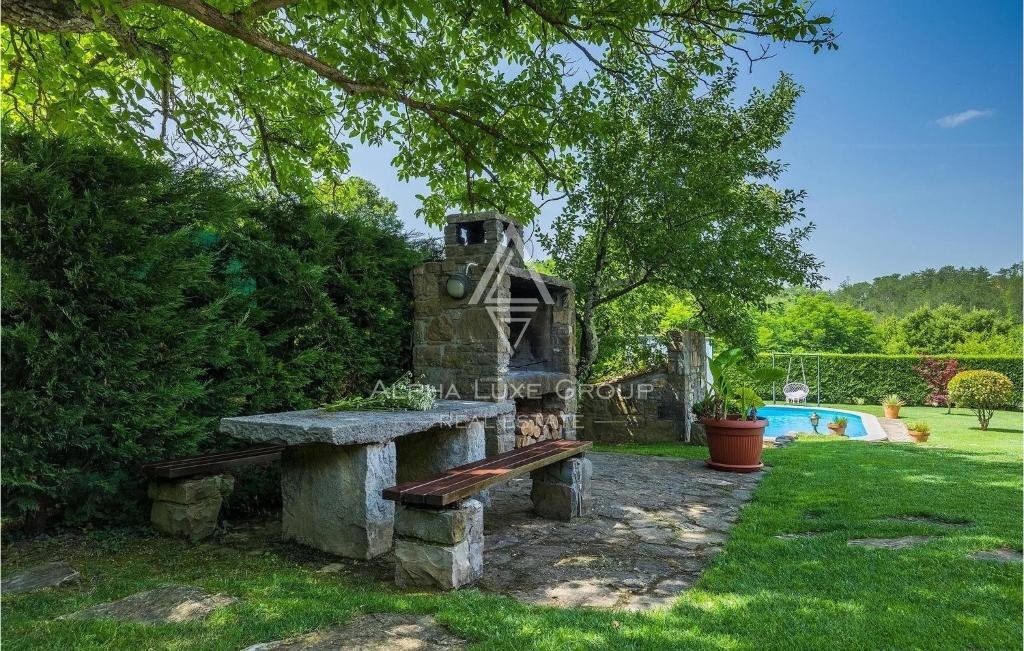 Istria, Buzet – Affascinante villa rustica con piscina e ampio giardino