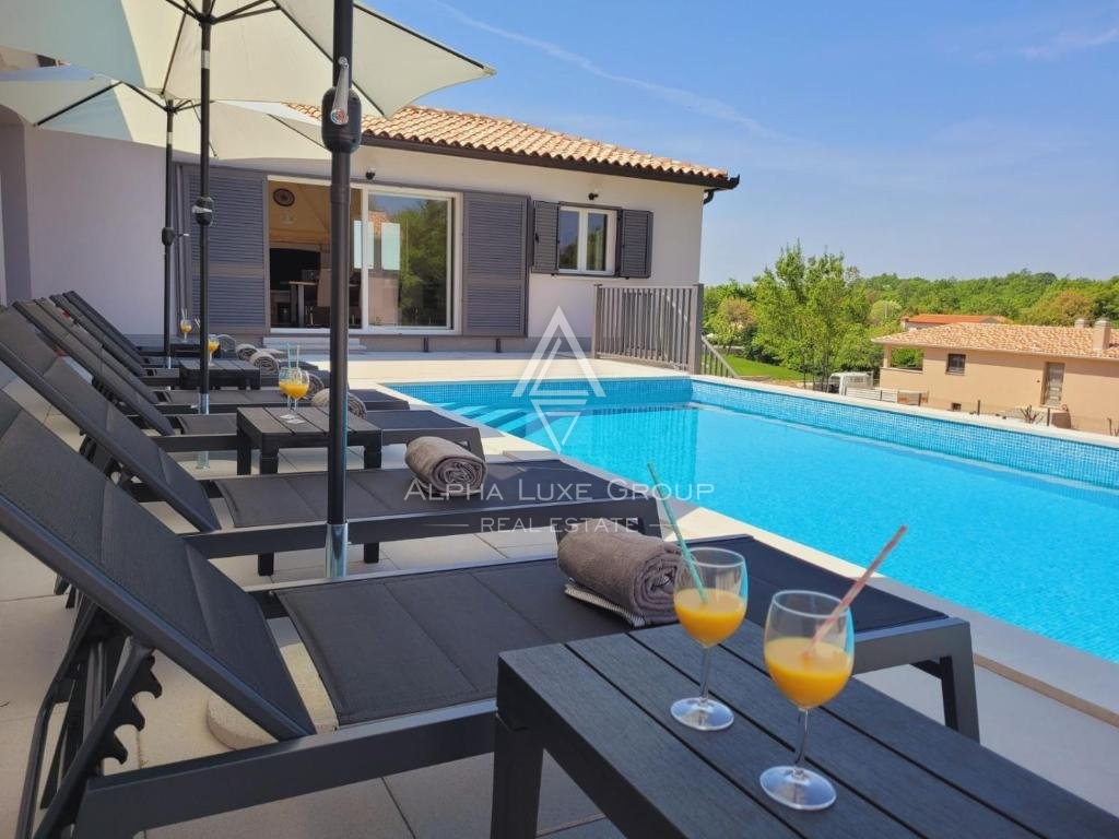 Labin - Villa incantevole con piscina situata vicino a Labin