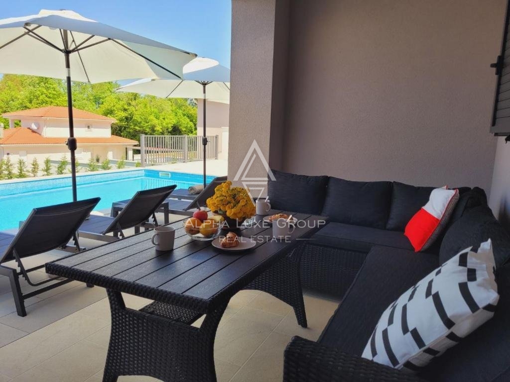 Labin - Villa incantevole con piscina situata vicino a Labin