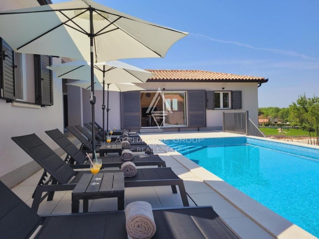 Labin - Villa incantevole con piscina situata vicino a Labin