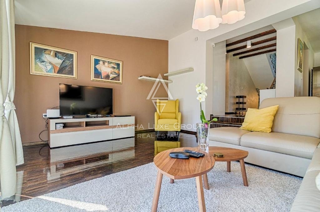 Fažana - Villa moderna e spettacolare con ampio giardino in vendita