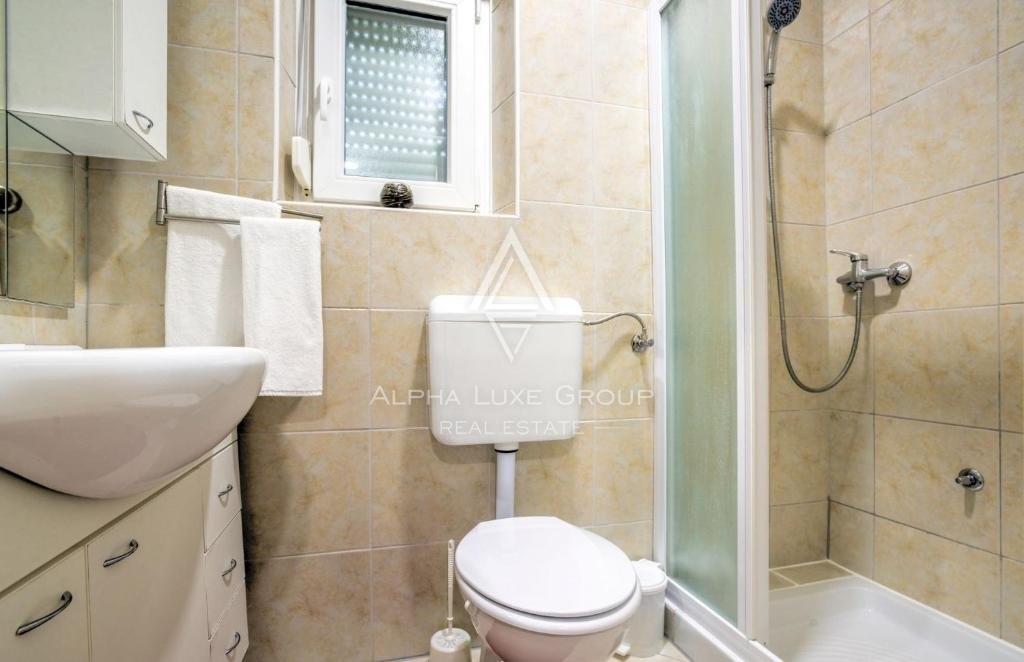 Pula, Istria: Ampia casa familiare a Valdebek con piscina