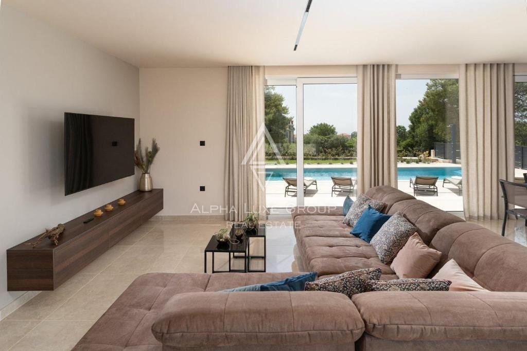 Poreč, Istria - Moderna Villa con Splendide Vedute sul Mare