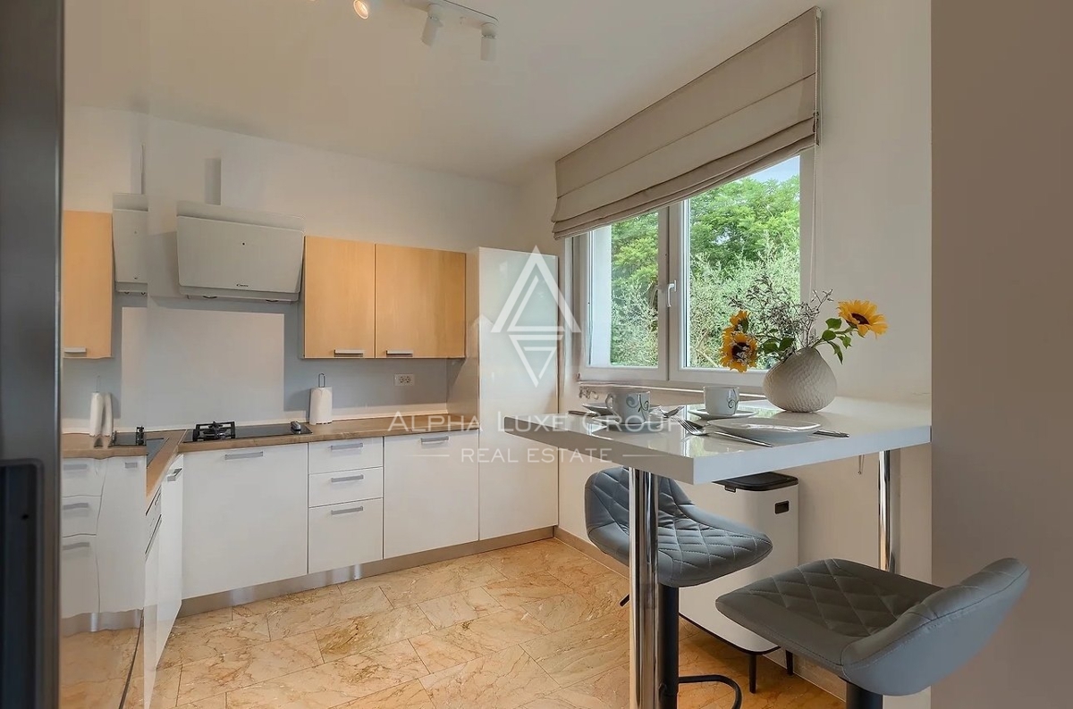 Istria, Žminj - Villa raffinata con piscina coperta e area benessere in vendita