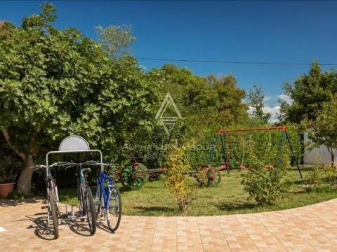 Poreč - Casa Lussuosa con Piscina Privata in Vendita