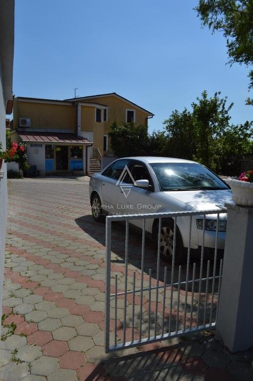 Pola, Istria: Casa con due appartamenti indipendenti vicino al centro città