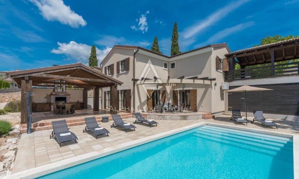 Svetvinčenat, Istria: Resort in vendita con 6 ville e piscine