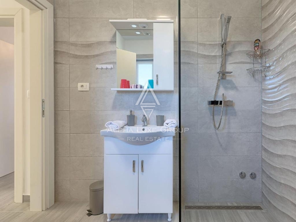 Casa arredata con gusto con piscina, Istria, Parenzo