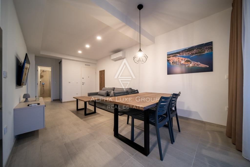 RAB, LOPAR, MODERNA VILLA CON VISTA MARE