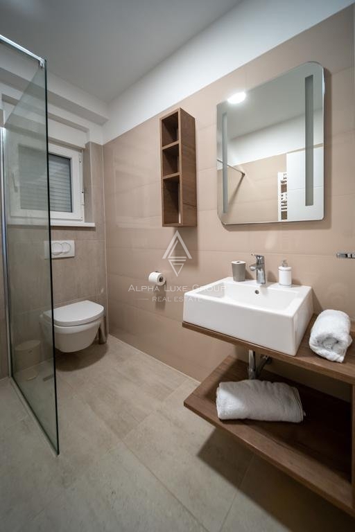 RAB, LOPAR, MODERNA VILLA CON VISTA MARE