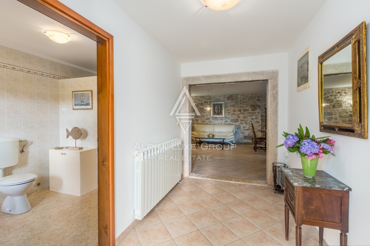 Istria, Parenzo, Villa ristrutturata con piscina