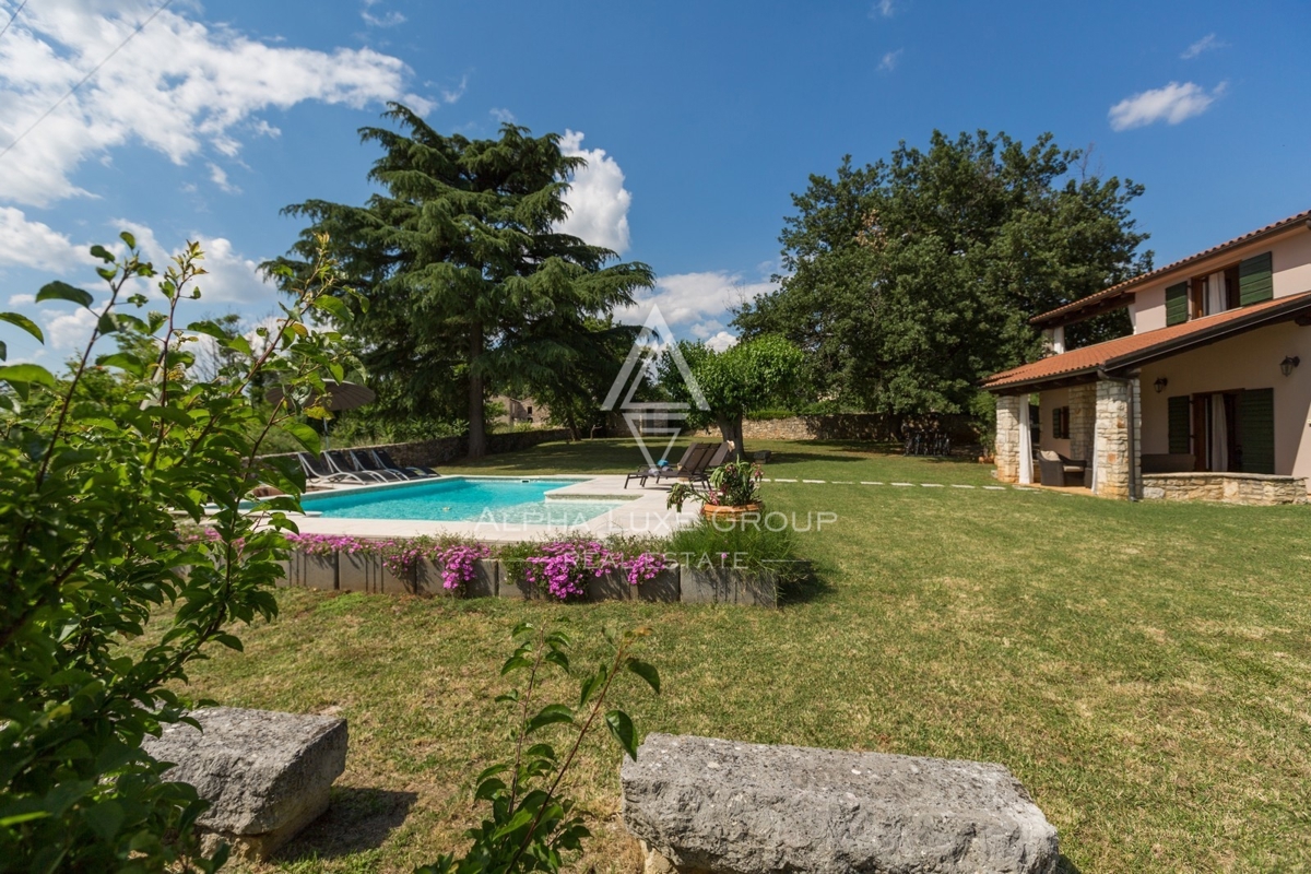 Istria, Parenzo, Villa ristrutturata con piscina