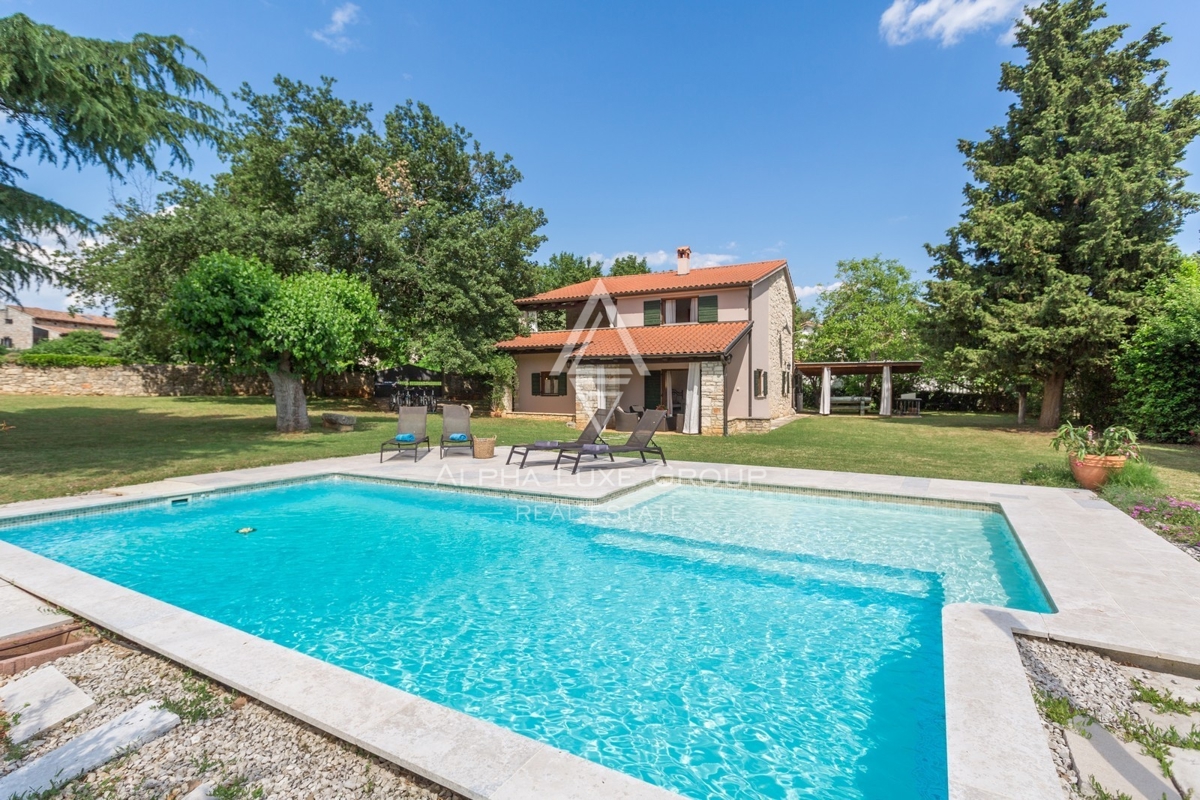 Istria, Parenzo, Villa ristrutturata con piscina