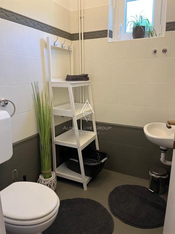 Brest, Istria – Due case affascinanti con piscina e vista