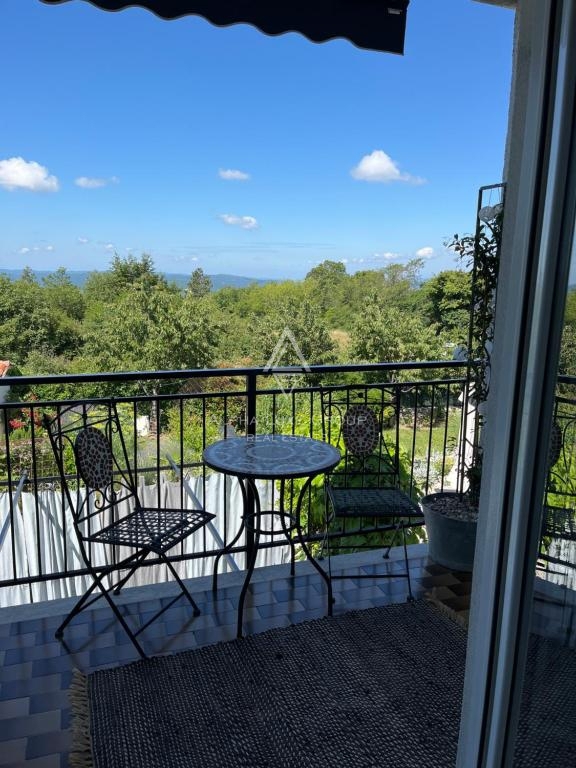 Brest, Istria – Due case affascinanti con piscina e vista