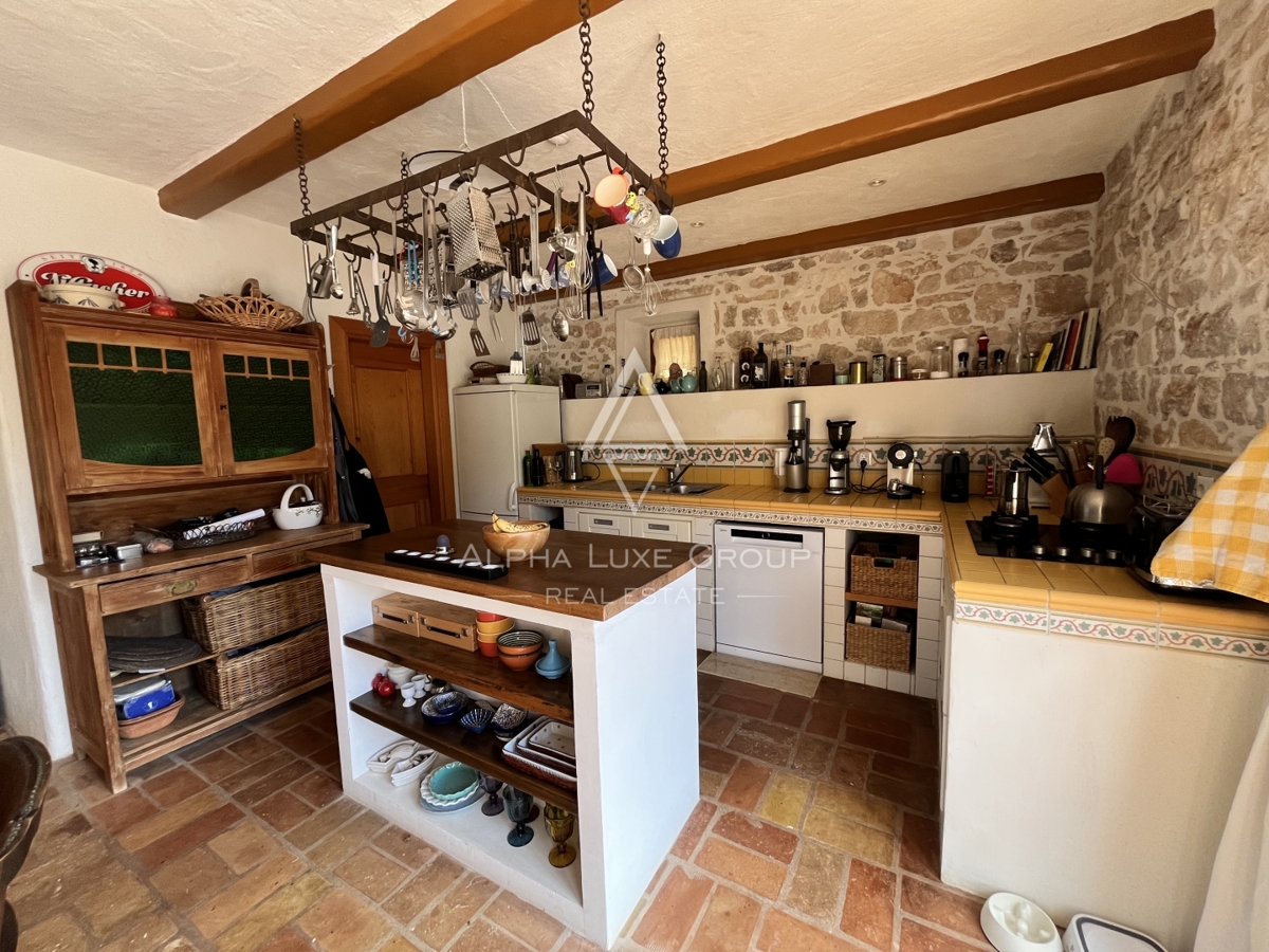 Poreč, Istria: Tenuta in pietra con piscina e dependance