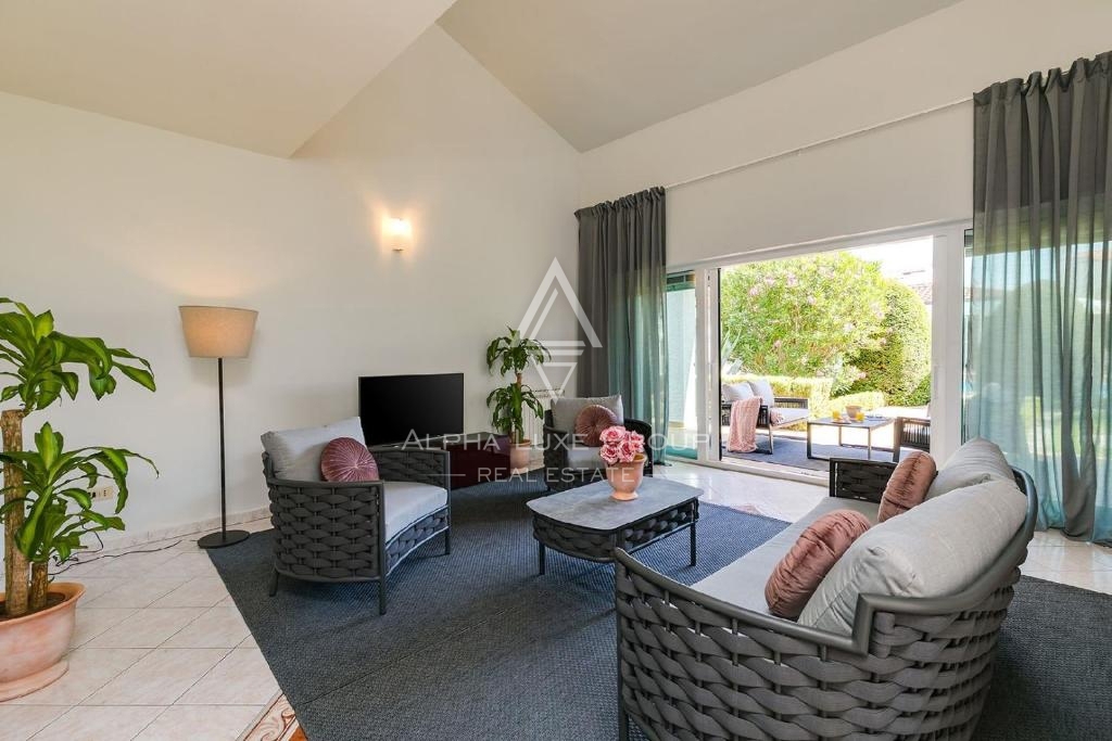 Kukci, Istria: Villa spaziosa con piscina e annesso