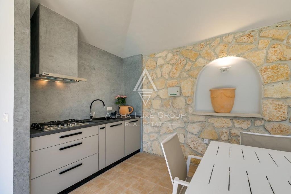 Kukci, Istria: Villa spaziosa con piscina e annesso