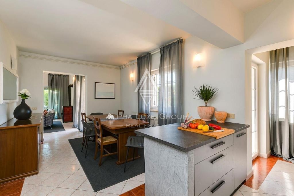 Kukci, Istria: Villa spaziosa con piscina e annesso