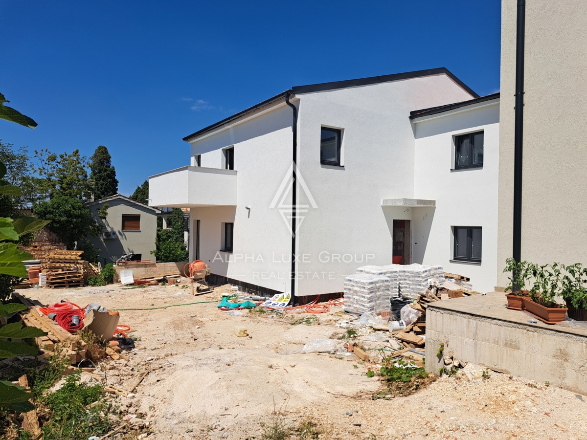 Tar-Vabriga, Istria: Moderno appartamento piano T in vendita