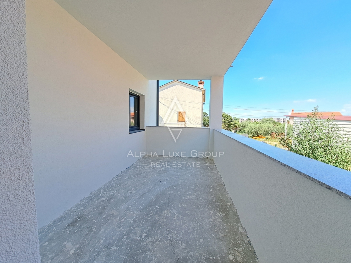 Tar-Vabriga, Istria: Moderno appartamento piano T in vendita