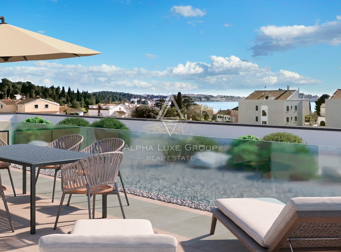 Rovigno, Istria: Elegante duplex con ampia terrazza