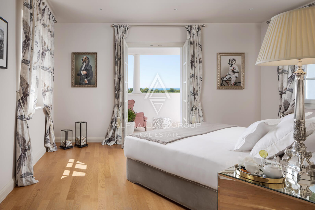 Parenzo, Istria: Elegante villa vista mare e vigne