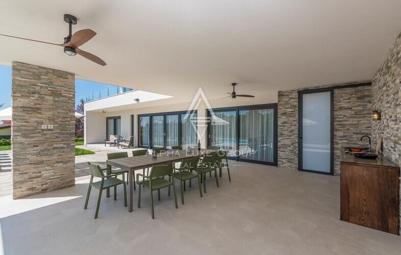 Casa Novigrad, 248m2