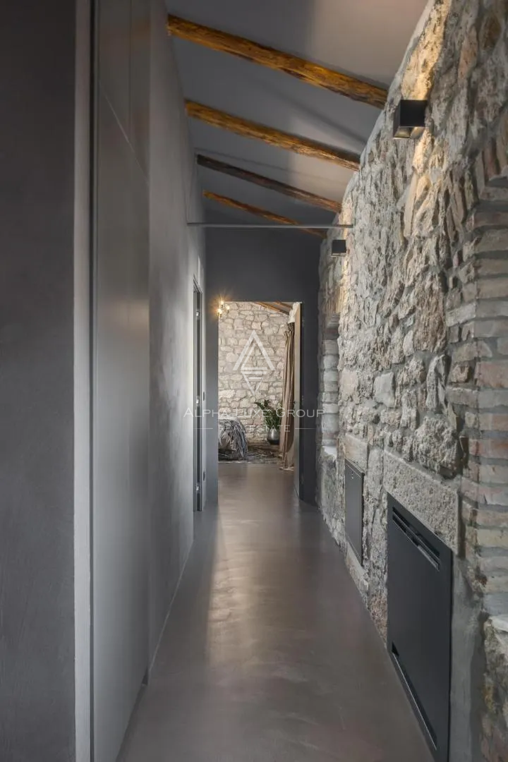 Istria, Poreč: Moderna casa in pietra vicino costa