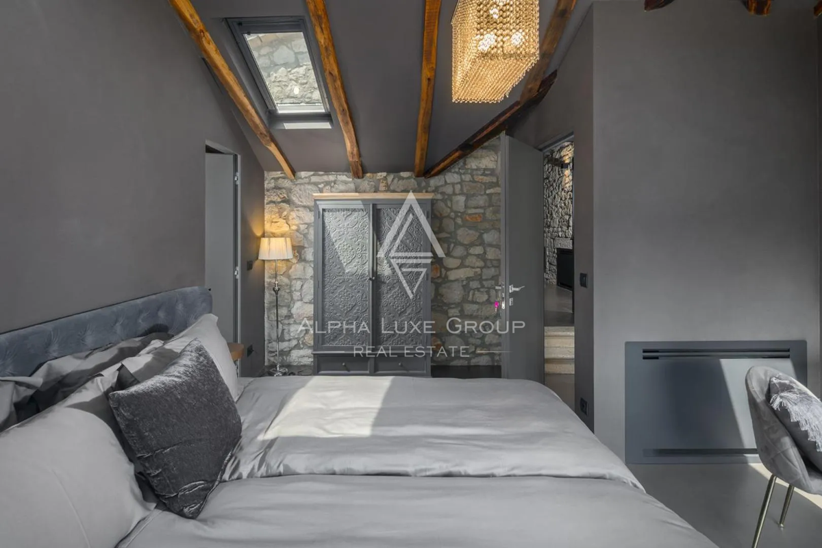 Istria, Poreč: Moderna casa in pietra vicino costa