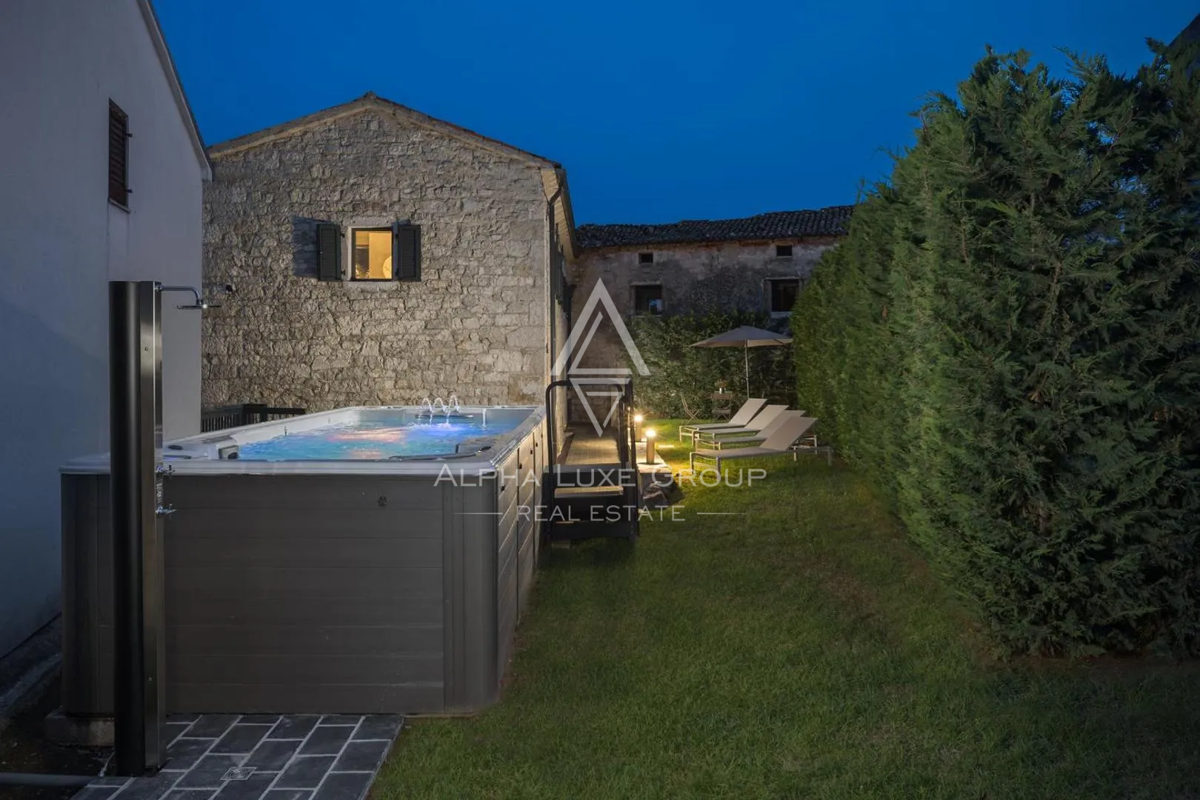 Istria, Poreč: Moderna casa in pietra vicino costa