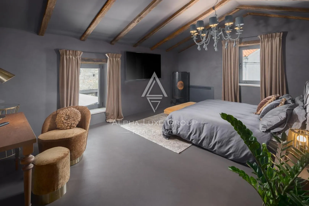 Istria, Poreč: Moderna casa in pietra vicino costa