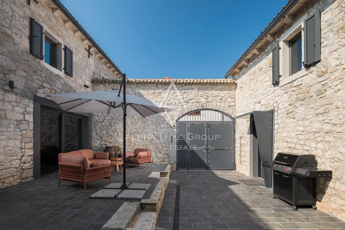 Istria, Poreč: Moderna casa in pietra vicino costa