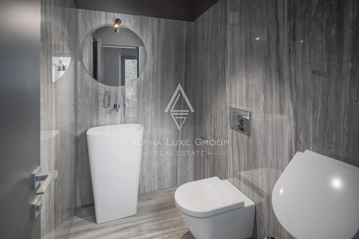 Istria, Poreč: Moderna casa in pietra vicino costa