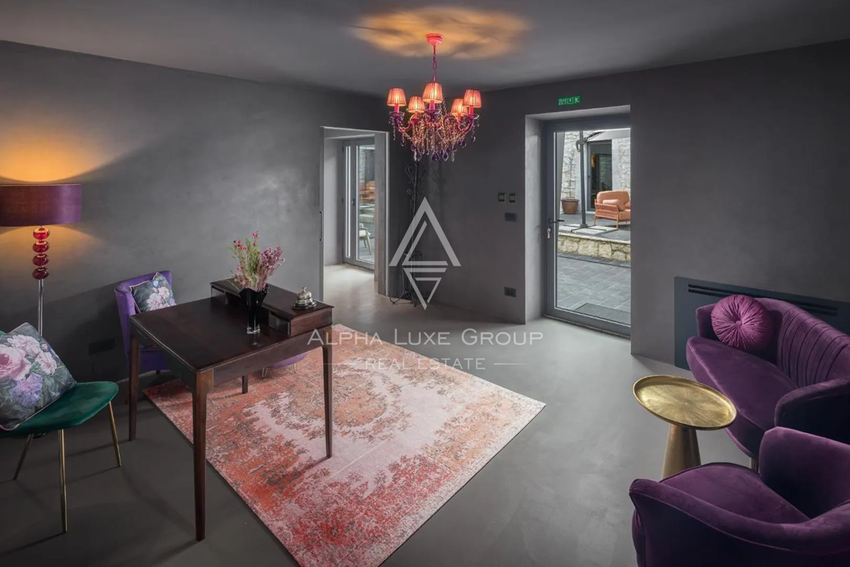 Istria, Poreč: Moderna casa in pietra vicino costa