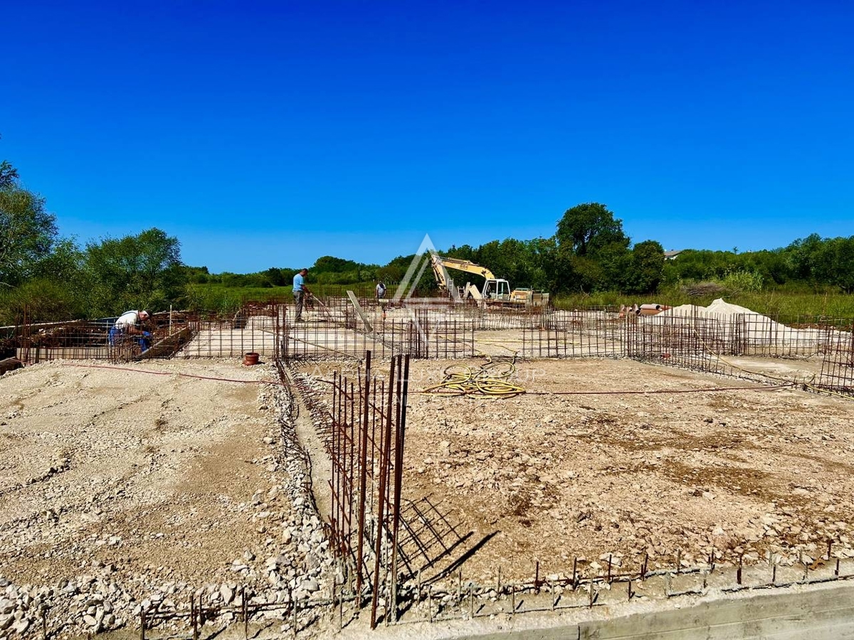 Istria, Salvore: Moderne case fronte mare con vista