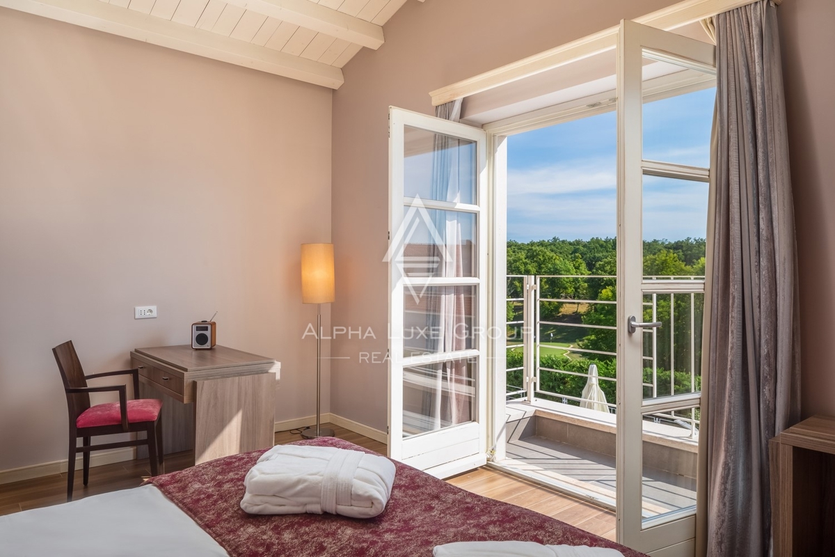 Istria, Svetvinčenat: Villa elegante con piscina e spa