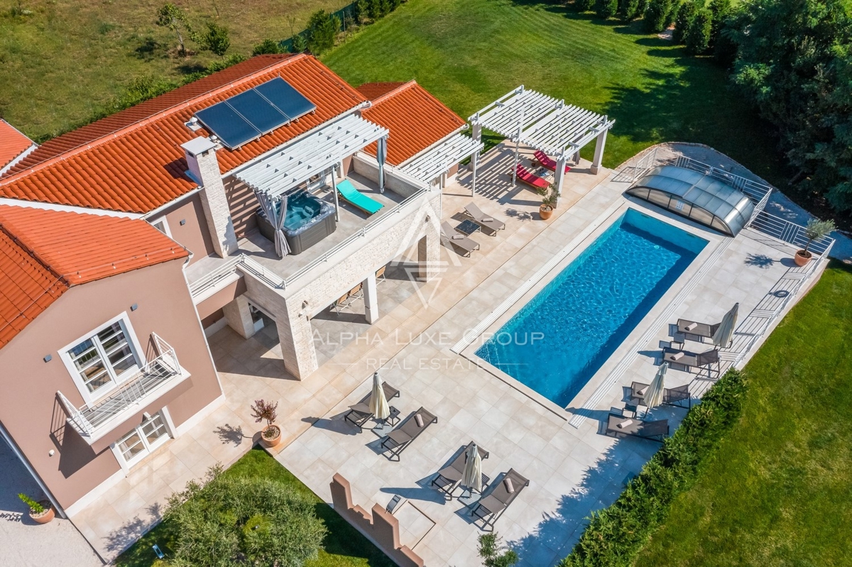 Istria, Svetvinčenat: Villa elegante con piscina e spa