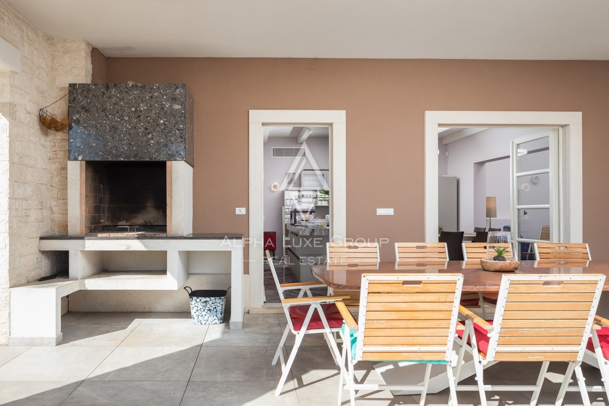 Istria, Svetvinčenat: Villa elegante con piscina e spa