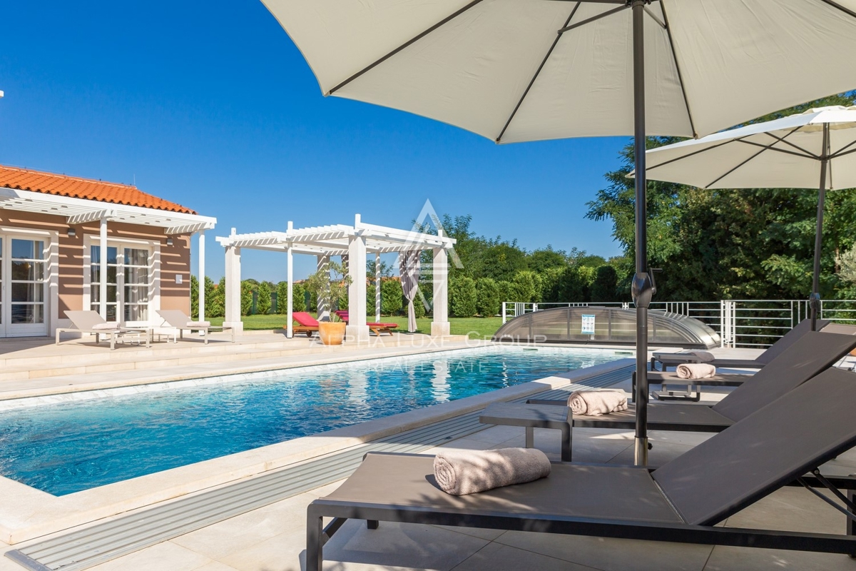 Istria, Svetvinčenat: Villa elegante con piscina e spa