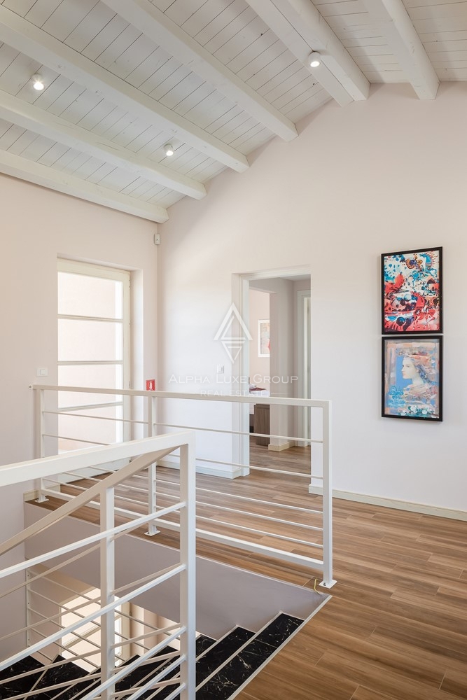 Istria, Svetvinčenat: Villa elegante con piscina e spa