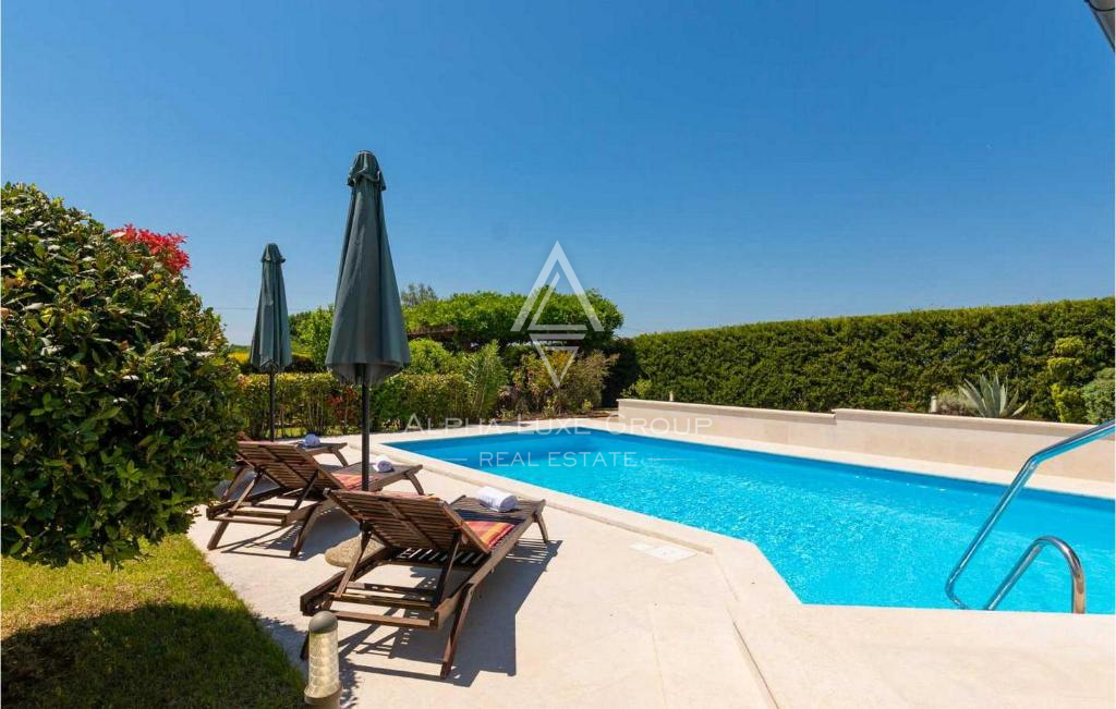 Istria, Tinjan: Casa rurale con piscina privata