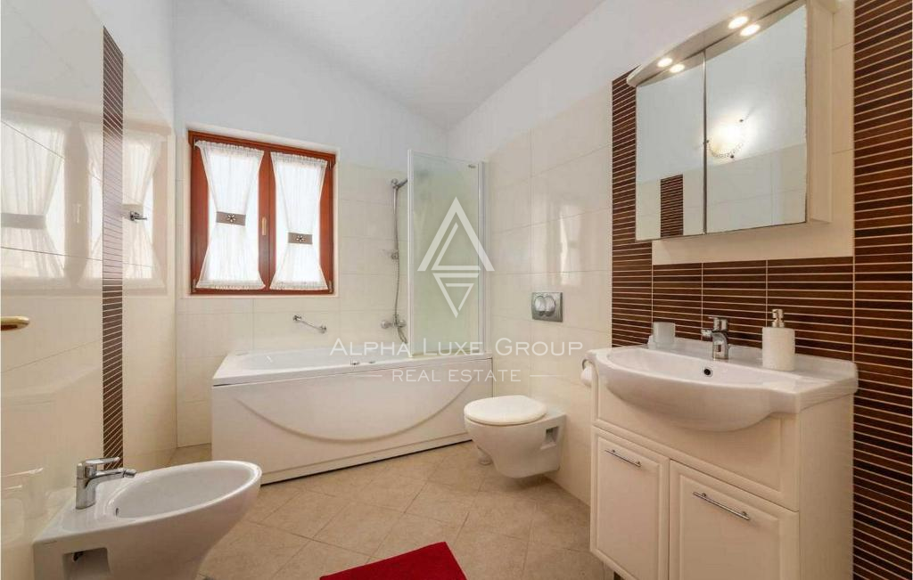 Istria, Tinjan: Casa rurale con piscina privata