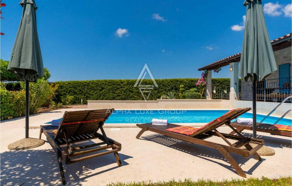 Istria, Tinjan: Casa rurale con piscina privata
