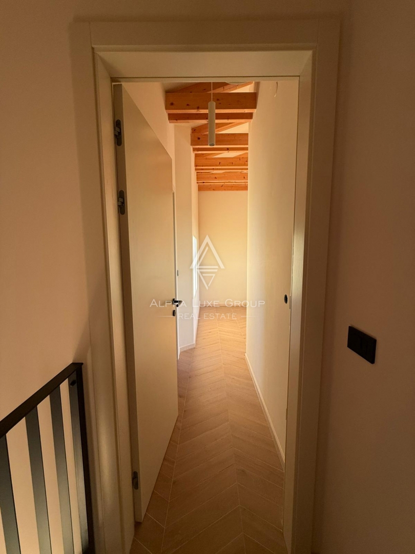 Istria, Momjan: Casa in pietra tradizionale esclusiva