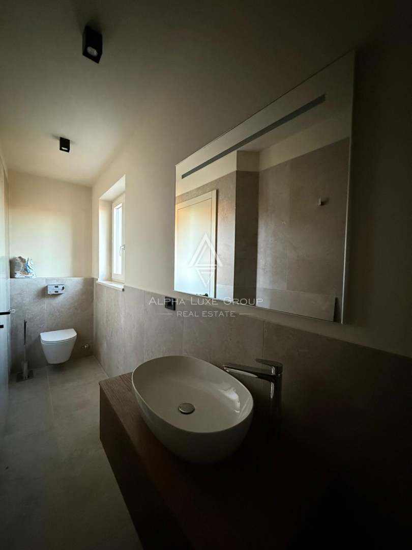 Istria, Momjan: Casa in pietra tradizionale esclusiva