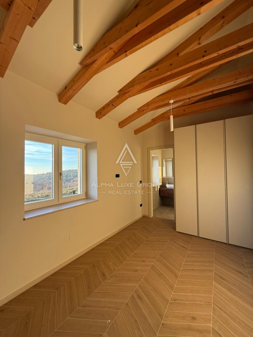 Istria, Momjan: Casa in pietra tradizionale esclusiva