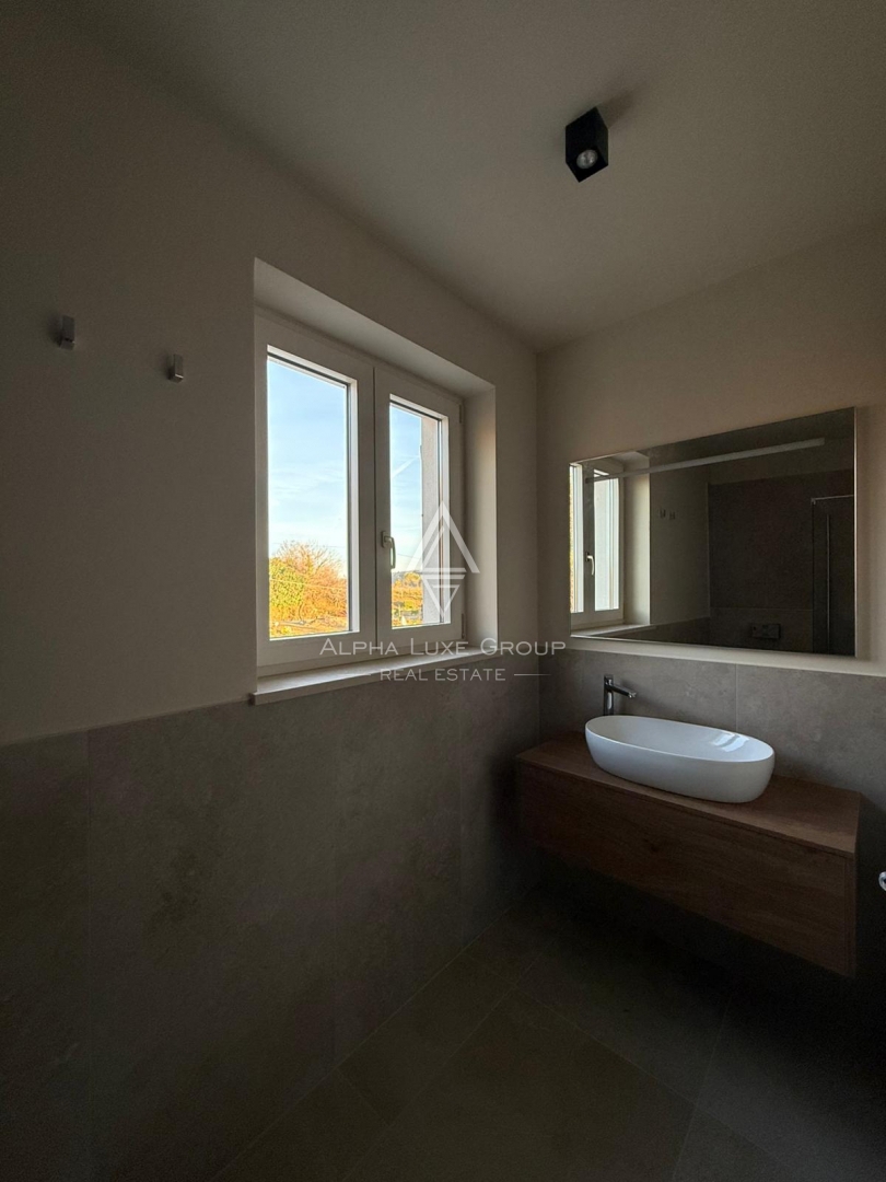 Istria, Momjan: Casa in pietra tradizionale esclusiva